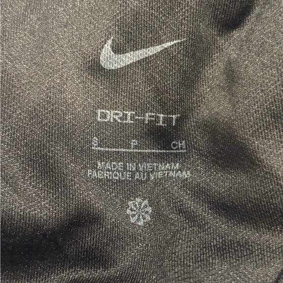 Women's Nike Dri-FIT Tempo Icon Clash Running Shorts. Size: Small - Picture 6 of 7